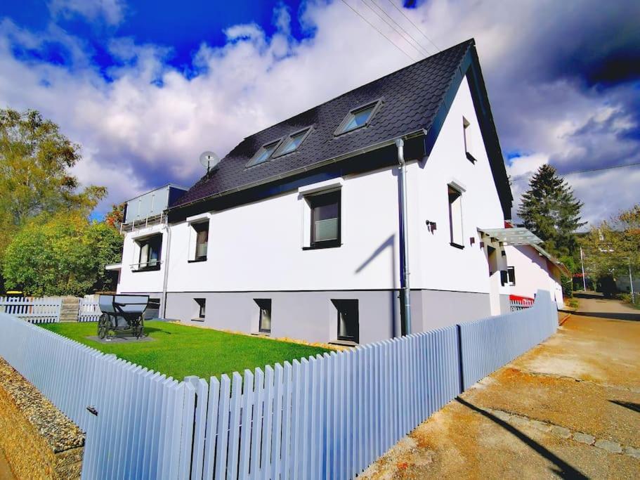 Ferienhaus Moni Gunningen Екстериор снимка
